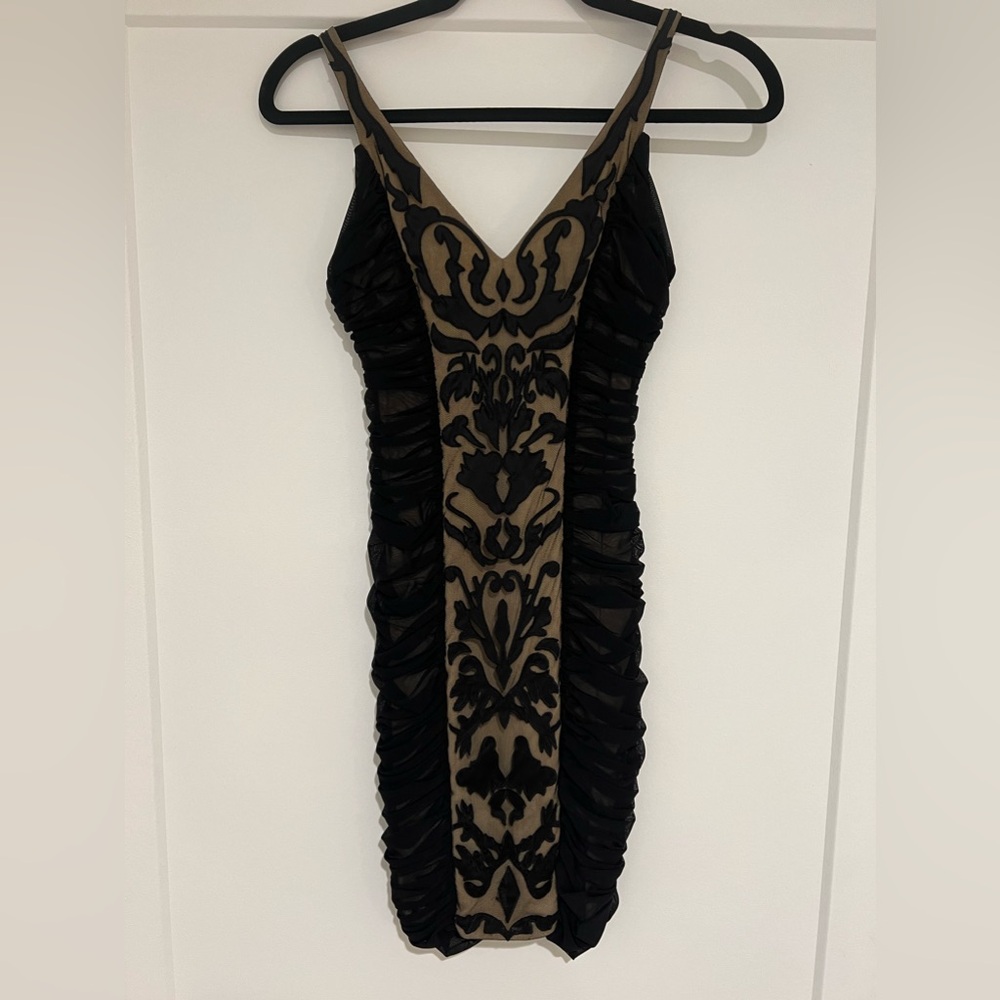 Bebe black & tan dress